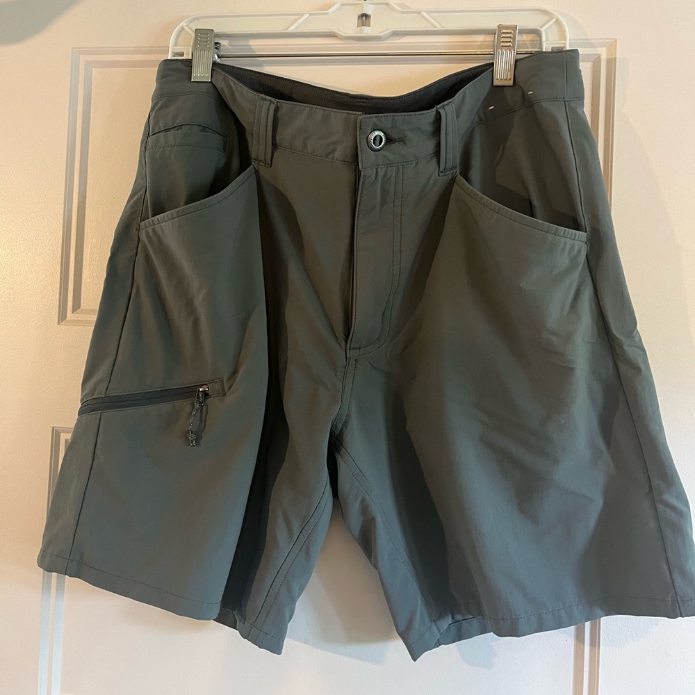 Men’s Patagonia Shorts Size 34